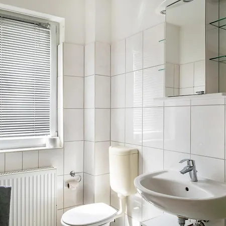 Fuer 4 Personen 34 M² * Kalkhorst