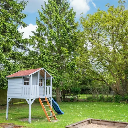 Fuer 4 Personen 34 M² *